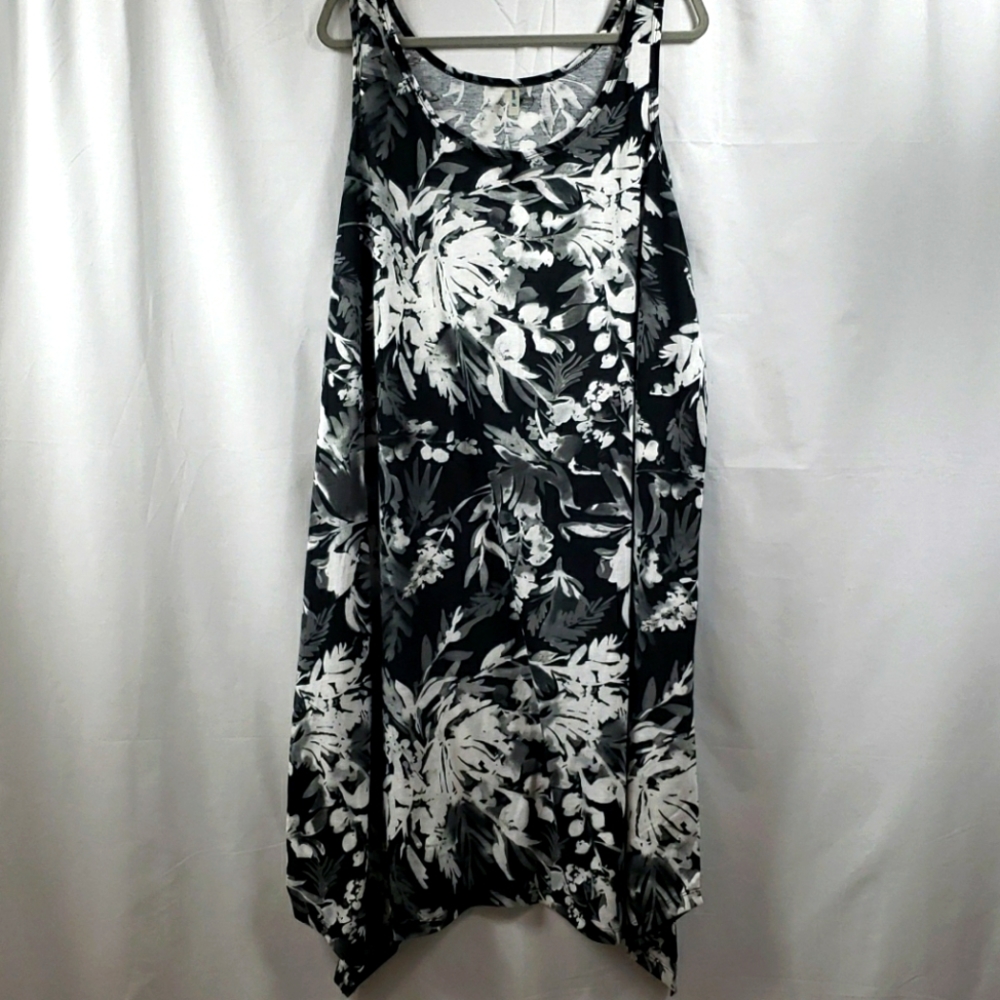 NWT NEVER WORN SWIM SUIT COVER UP